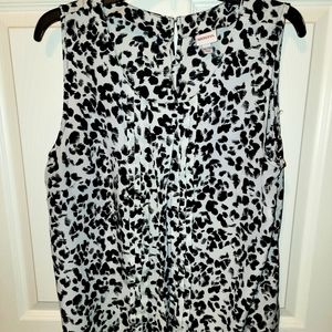 Merchant sleeveless top